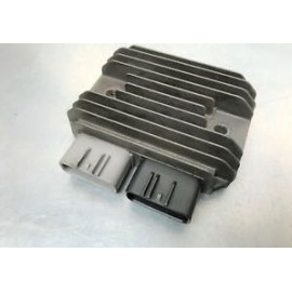 Regolatore di tensione 12V/50A MOSFET 6 fastom - 2 morsettiere per KAWASAKI ZX6R Ninja 600 (2009-2016) -  KLZ Versys 1000 (2012-2018) - ZX10R Ninja 1000 (2004-2015) -  GTR 1400 (2010-2016) - ZZR / ZZR ABS 1400 (2006-2019)