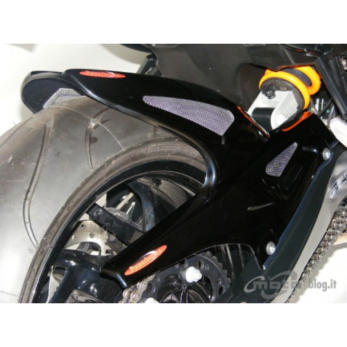 Parafango Posteriore in ABS Colore Carbon Look con Paracatena per BMW F 800 R (2009/2010)