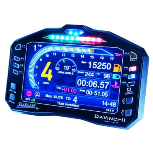 Cruscotto Digitale Universale Multifunzione con GPS integrato. SENZA CABLAGGIO (funziona solo se abbinato a plug kit opzionali).