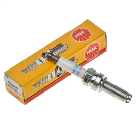 Candela Accensione NGK LMAR8D-J