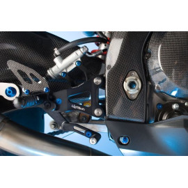 PEDANE REGOLABILI CON POGGIAPIEDE FISSO BMW S 1000 RR - CAMBIO NORMALE (2009/2013)