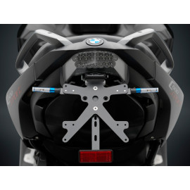 Porta Targa Regolabile Omologato RIZOMA linea FOX comprensivo di luce targa  per BMW C 600 Sport