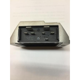 Regolatore di tensione LOMBARDINI - 12V/30A C.C - IN SERIE - CONTROFASE - C/SPIA - C/TERMINALE W PER CONTAGIRI - 7 FASTON - FASTON DIFFERENZIATI per MOTO GUZZI - MOTO MORINI 3 1/2 STRADA/SPORT/GT (73/77)