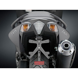 Porta Targa Regolabile Omologato FOX con luce targa Led RIZOMA Colore Nero per YAMAHA T-MAX 530 (2013>)