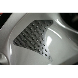 Adesivo antiscivolo protezione serbatoio resinata effetto Carbonio - Misure: 140 x 140 mm -