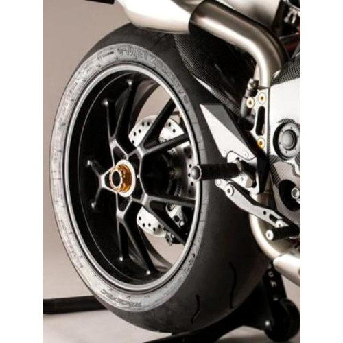 PARAFANGO POSTERIORE CARBONIO per TRIUMPH SPEED TRIPLE 1050 (2011-2015)