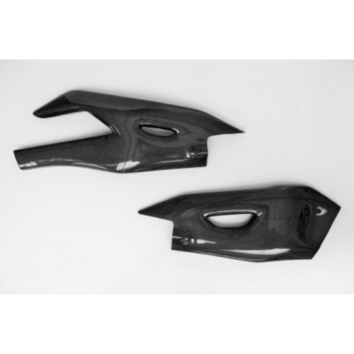Protezioni Forcellone in Carbonio LIGHTECH per YAMAHA YZF R1 (2015-2016>) / MT-10 (2016-2017>)