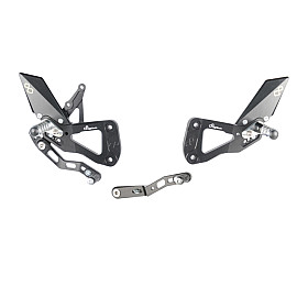 Pedane regolabili con poggiapiedi Snodato CAMBIO NORMALE E ROVESCIATO per SUZUKI GSX-R 1000 (2017)