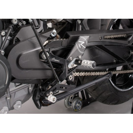 PEDANE REGOLABILI CON POGGIAPIEDE FISSO VERSIONE R - KTM 790 DUKE (2018>)