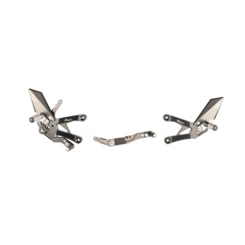 Pedana regolabile LIGHTECH poggiapiede snodato per YAMAHA R1 (2015>)