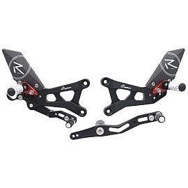 Pedane regolabili RACING VERSION con poggiapiede Snodato Lightech per YAMAHA R6 (2008/2016)