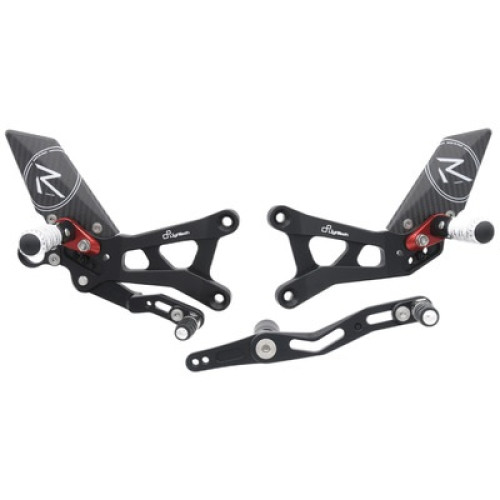 Pedane regolabili RACING VERSION con poggiapiede Snodato Lightech per YAMAHA R6 (2008/2016)