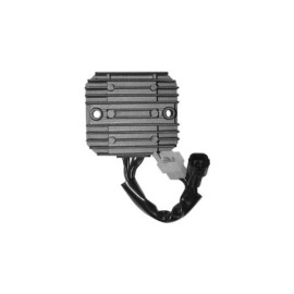 Regolatore di Tensione TRIFASE 12V - CC - 7 CAVI - C/2 CONNETTORI per SUZUKI DL 650V-STORM (2004/2007) / SV 650 (2003/2009) / SV 1000 (2003/2007)  / VZ/VL 800 INTRUDER/VOLUSIA/C800/M800 (2001/2010) / VL 1500 INTRUDER (2005/2009)